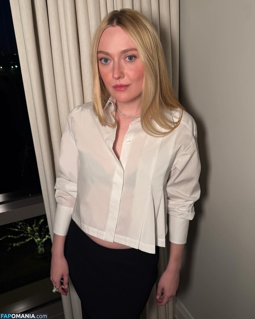 Dakota Fanning / dakotafanning Γυμνός OnlyFans  Διαρρεύσαστη φωτογραφία #272
