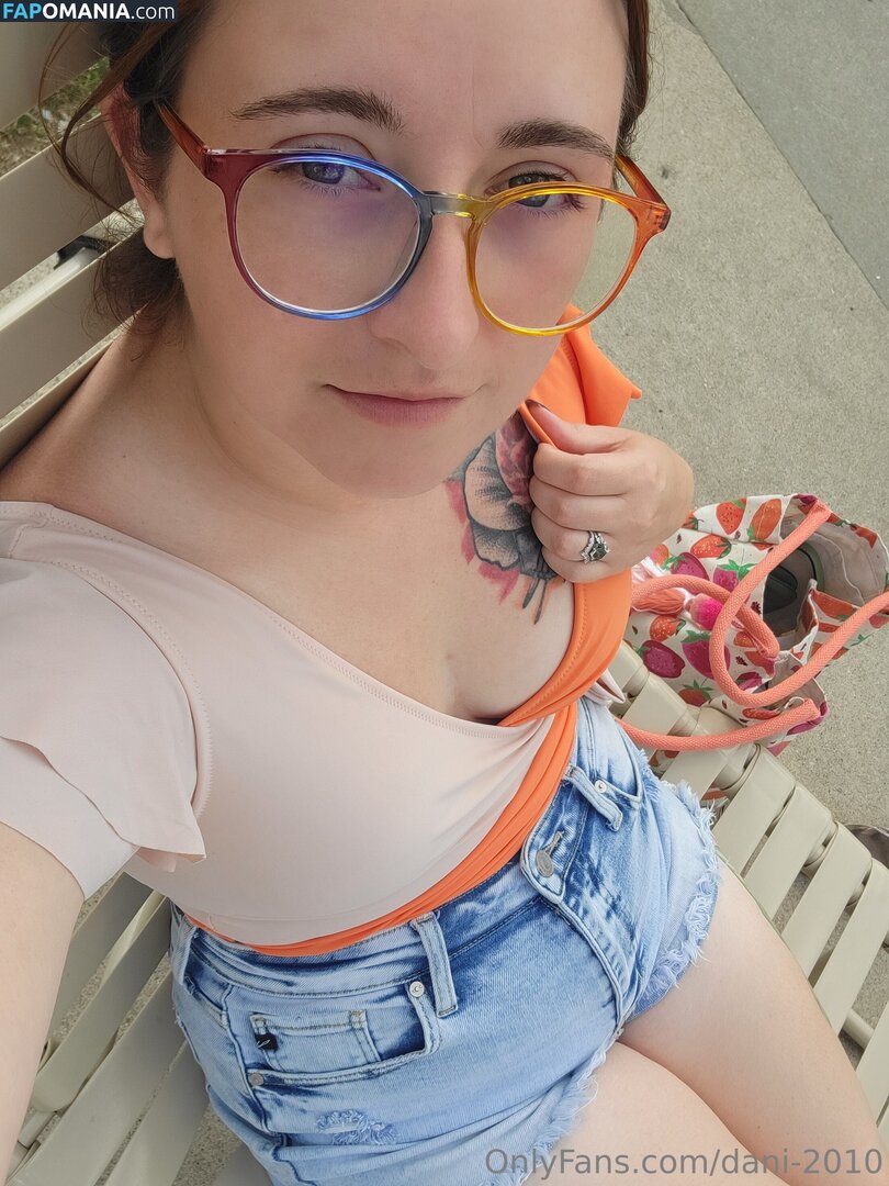 dani-2010 / dani_j2010 Γυμνός OnlyFans  Διαρρεύσαστη φωτογραφία #1