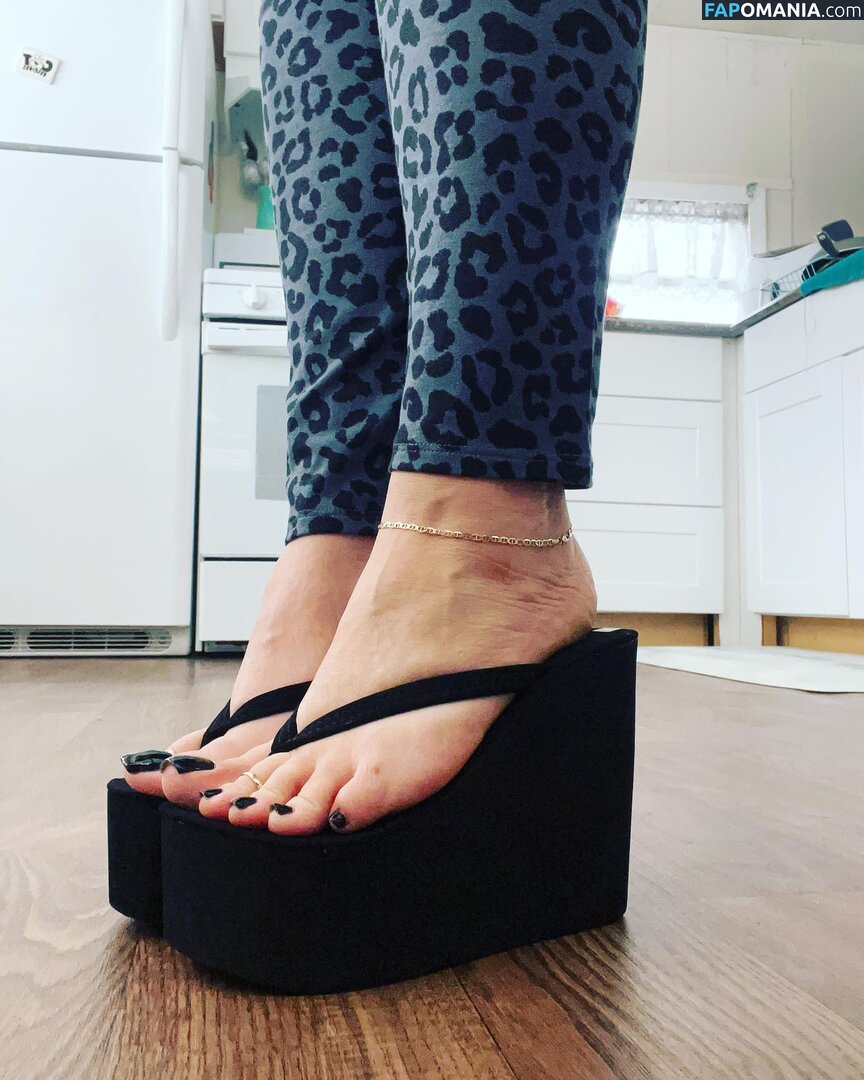 Dani Lee / Loveher_toes / iamhershei_ Γυμνός OnlyFans  Διαρρεύσαστη φωτογραφία #2