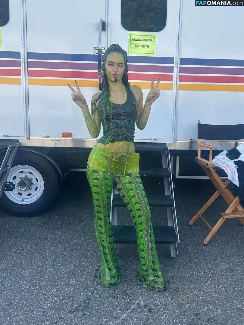 Daniela Avanzini / Katseye / daniela_avanzini / https: Γυμνός OnlyFans  Διαρρεύσαστη φωτογραφία #2