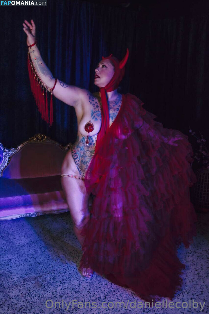 Danielle Colby Γυμνός Διαρρεύσαστη φωτογραφία #68