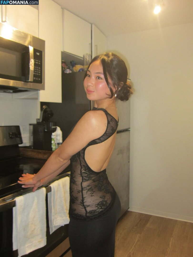 Elaine Gu / elainegu_ Γυμνός OnlyFans  Διαρρεύσαστη φωτογραφία #2