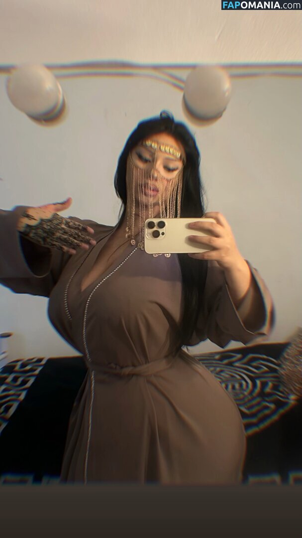 Wissem / _Elegancewoman_ / isswxm Γυμνός OnlyFans  Διαρρεύσαστη φωτογραφία #2