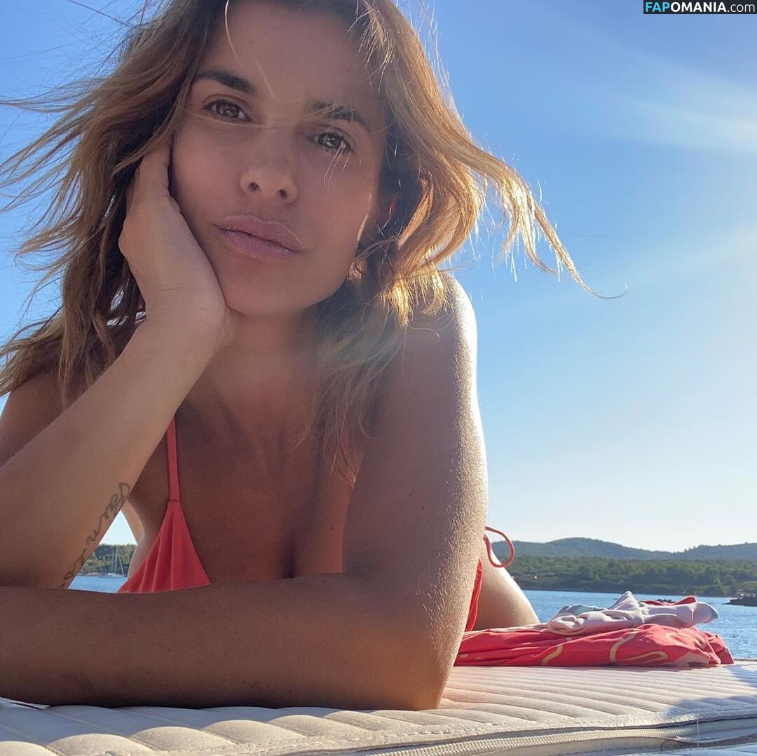 Elisabetta Canalis / JustElisabetta / littlecrumb_ Γυμνός OnlyFans  Διαρρεύσαστη φωτογραφία #645