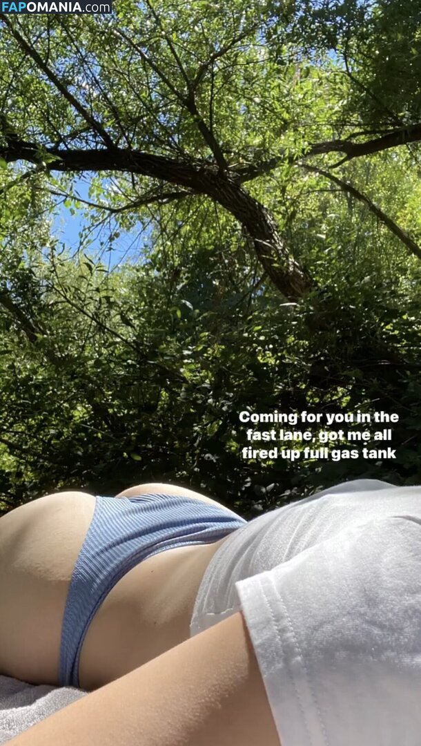 Elissa Beck / elissaaa.beck / elissabeck / pr1ncessviolet Γυμνός OnlyFans  Διαρρεύσαστη φωτογραφία #3