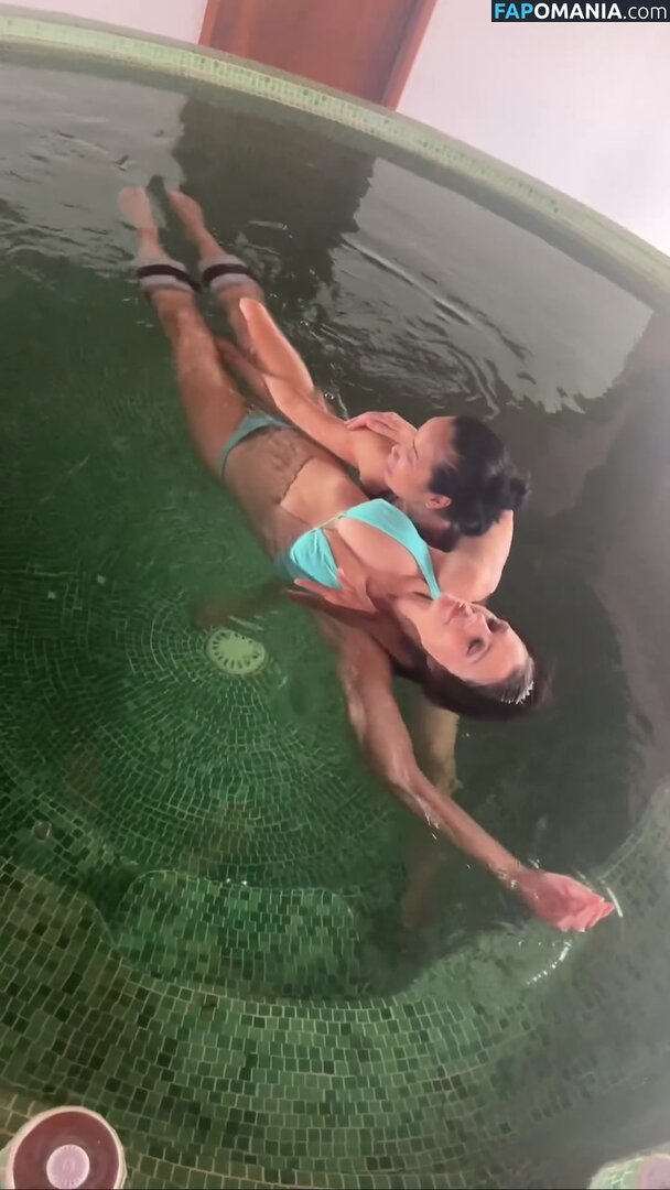 Elizabeth Hurley / elizabethhurley / elizabethhurley1 Γυμνός OnlyFans  Διαρρεύσαστη φωτογραφία #251