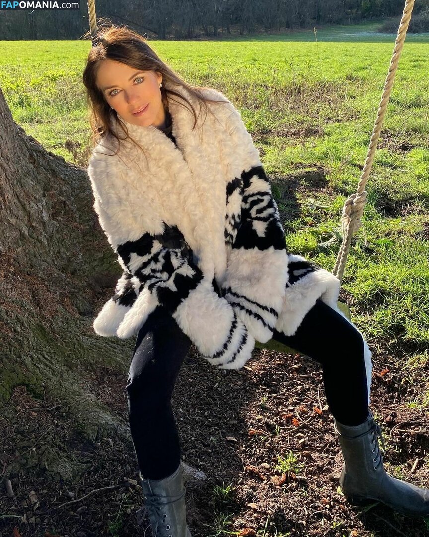Elizabeth Hurley / elizabethhurley / elizabethhurley1 Γυμνός OnlyFans  Διαρρεύσαστη φωτογραφία #334