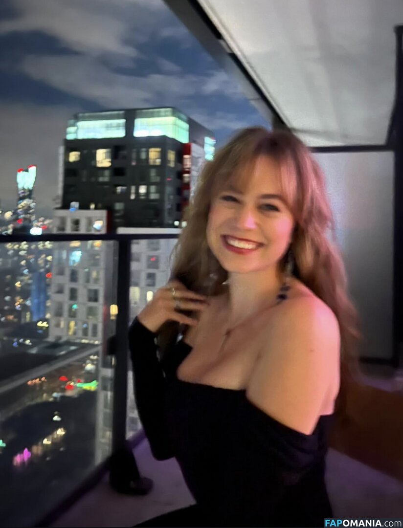Ella Ballentine / ellaballentine Γυμνός OnlyFans  Διαρρεύσαστη φωτογραφία #1