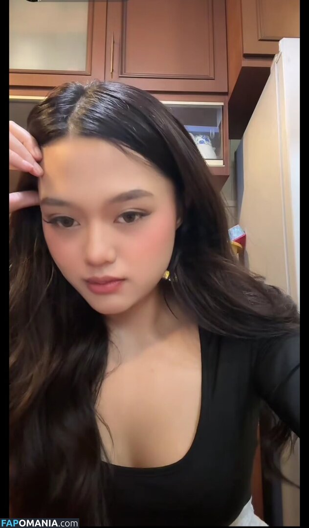 Ellesyanamira / PrincessEllesya Γυμνός OnlyFans  Διαρρεύσαστη φωτογραφία #1