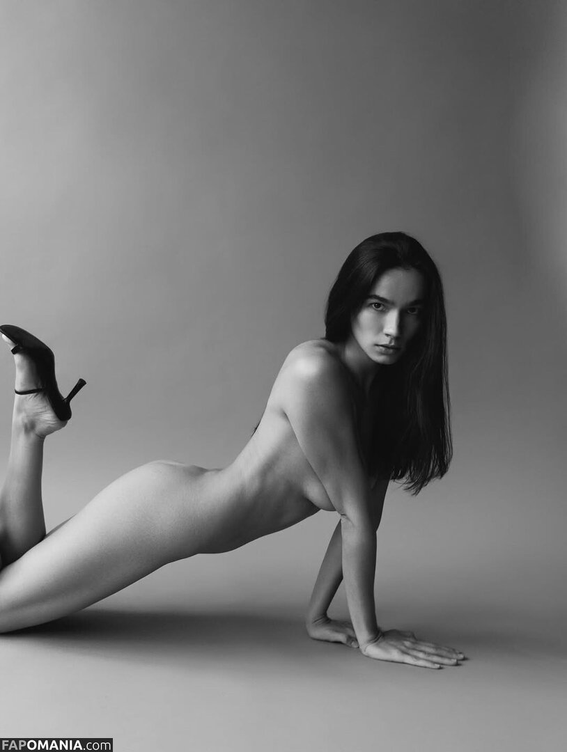 Elvina Garaeva / elyagara Γυμνός OnlyFans  Διαρρεύσαστη φωτογραφία #5