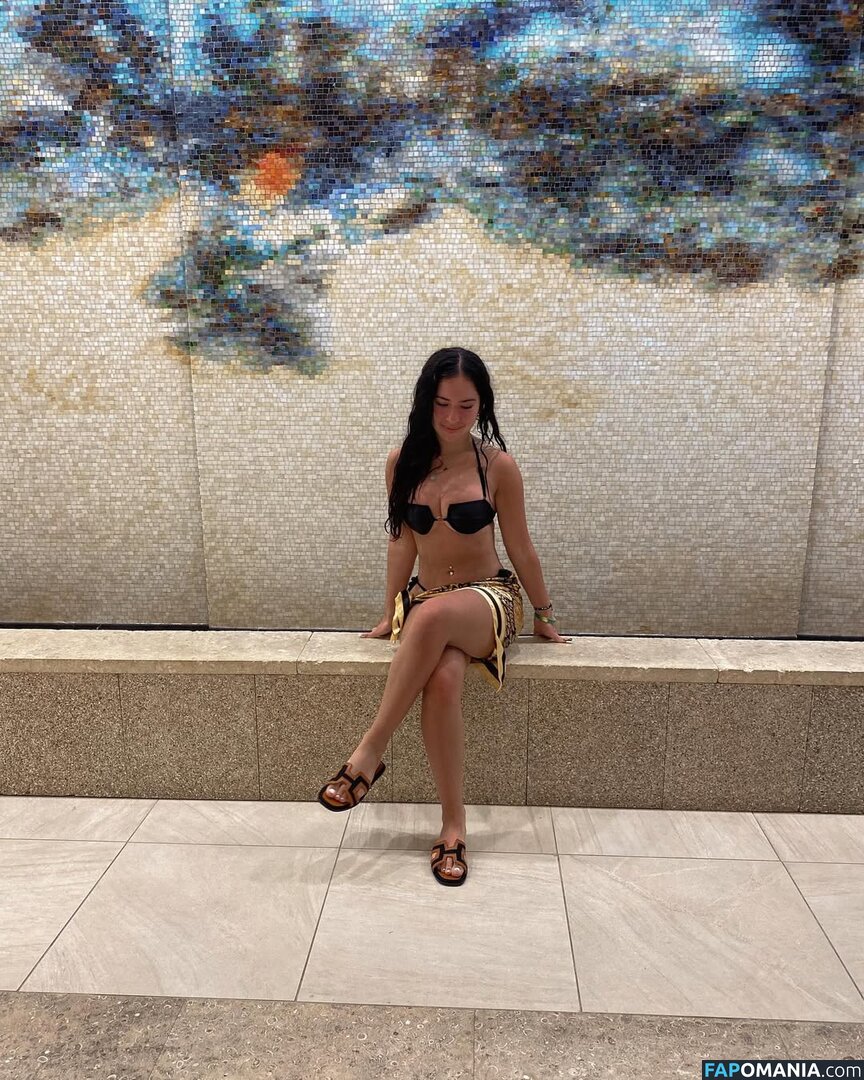 Emaleah Christou / emaleahchristou / https: Γυμνός OnlyFans  Διαρρεύσαστη φωτογραφία #6