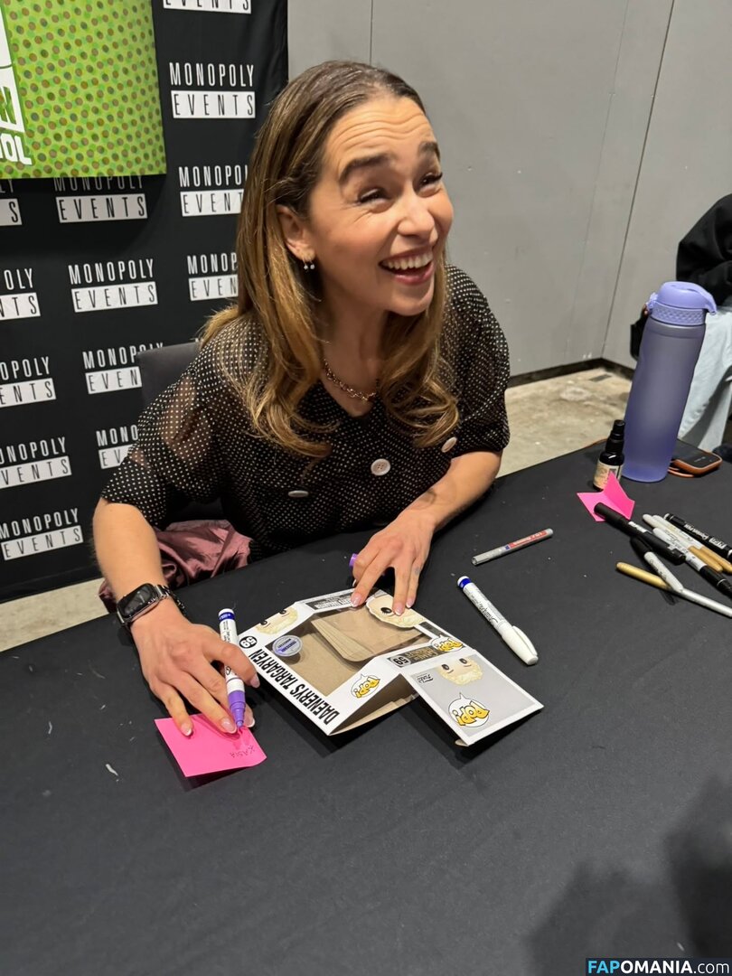 Emilia Clarke / clarkeyxo / emilia_clarke / emiliaclarke Γυμνός OnlyFans  Διαρρεύσαστη φωτογραφία #889