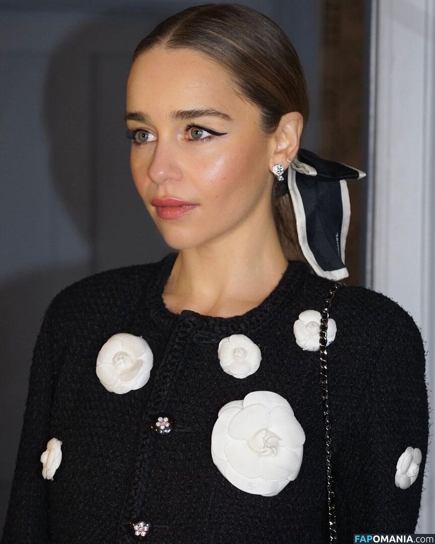 Emilia Clarke / clarkeyxo / emilia_clarke / emiliaclarke / emiliaclarkecentral / https: Γυμνός OnlyFans  Διαρρεύσαστη φωτογραφία #930