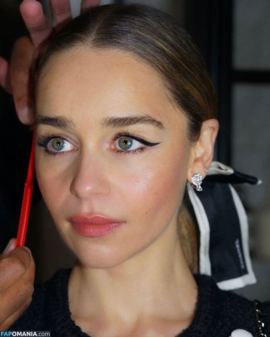 Emilia Clarke / clarkeyxo / emilia_clarke / emiliaclarke / emiliaclarkecentral / https: Γυμνός OnlyFans  Διαρρεύσαστη φωτογραφία #933