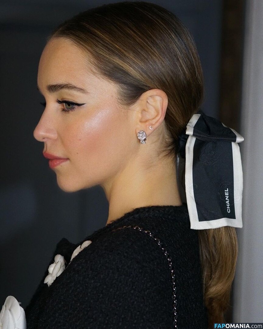 Emilia Clarke / clarkeyxo / emilia_clarke / emiliaclarke / emiliaclarkecentral / https: Γυμνός OnlyFans  Διαρρεύσαστη φωτογραφία #934