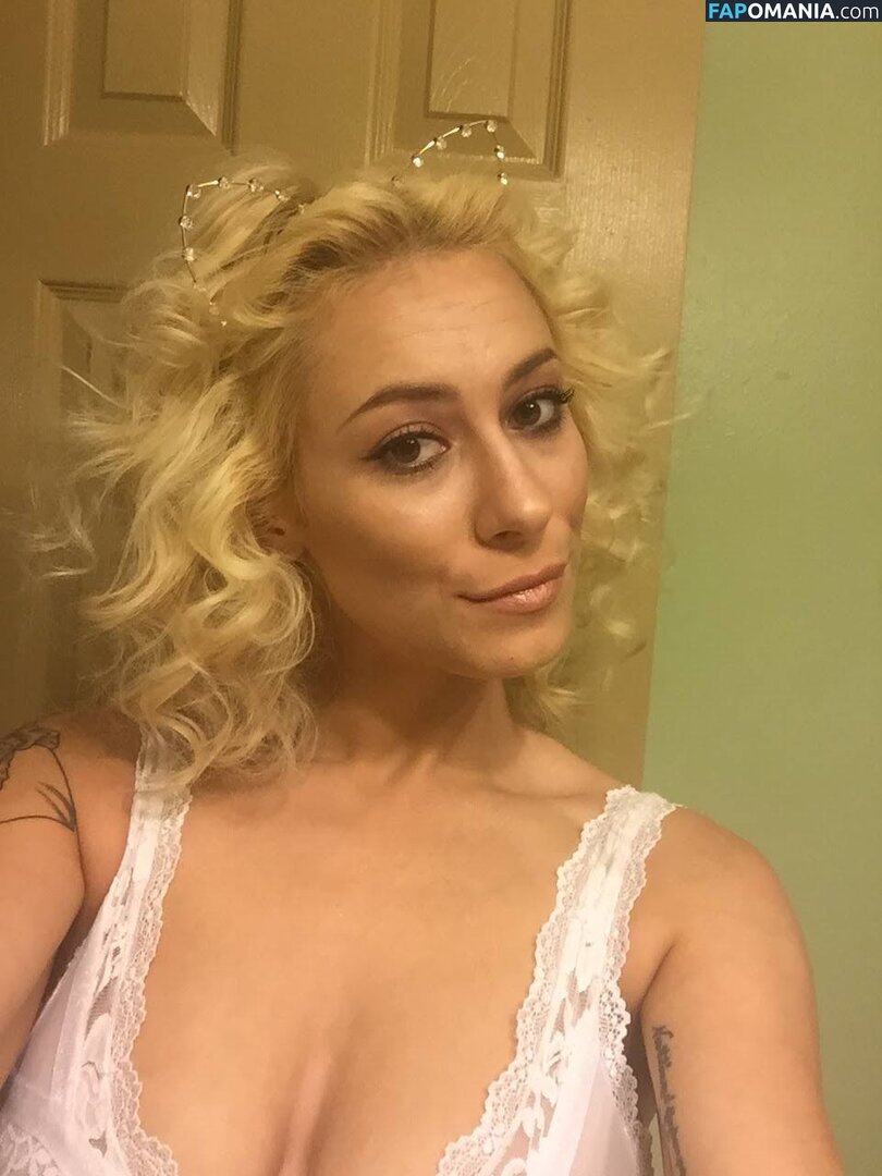 Emilia Moreland / Emily Moreland / Emmy Monroe / LadyLoveRival / LadyRival / LadyyRival / hypnotichealingby_emilia Γυμνός OnlyFans  Διαρρεύσαστη φωτογραφία #5