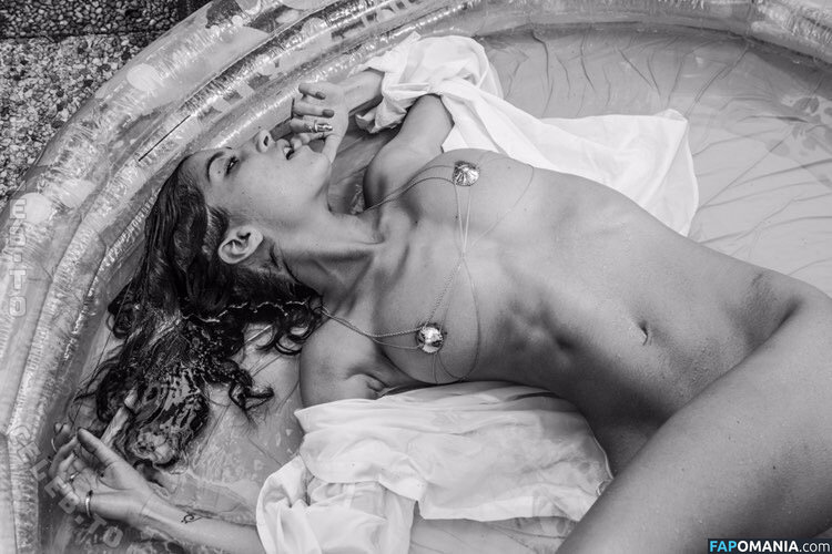Emilie Payet / emilie_payet_artist / emiliepayet / emiliepayetmannequin Γυμνός OnlyFans  Διαρρεύσαστη φωτογραφία #44