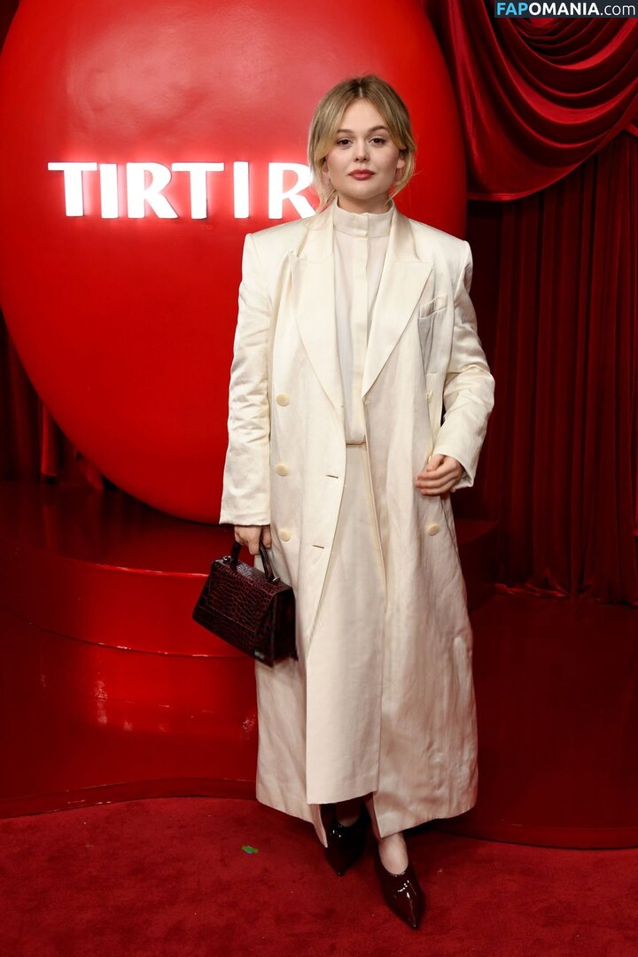 Emily Alyn Lind / emilylind Γυμνός OnlyFans  Διαρρεύσαστη φωτογραφία #131