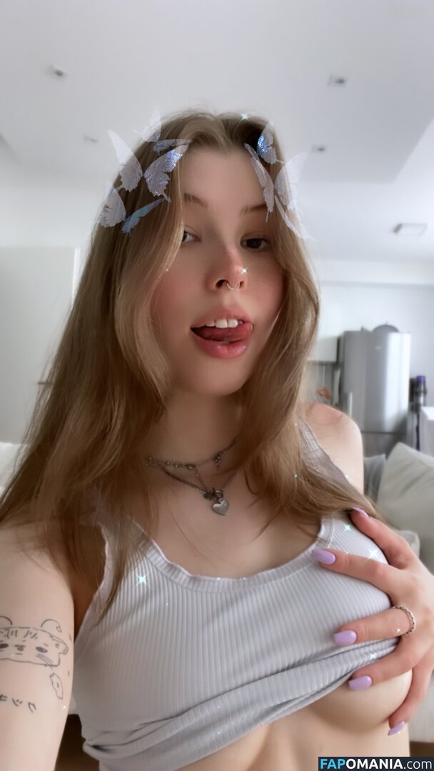 Emily Asmr / cherryemyy / emilyasmrr / emilysmilla Γυμνός OnlyFans  Διαρρεύσαστη φωτογραφία #3