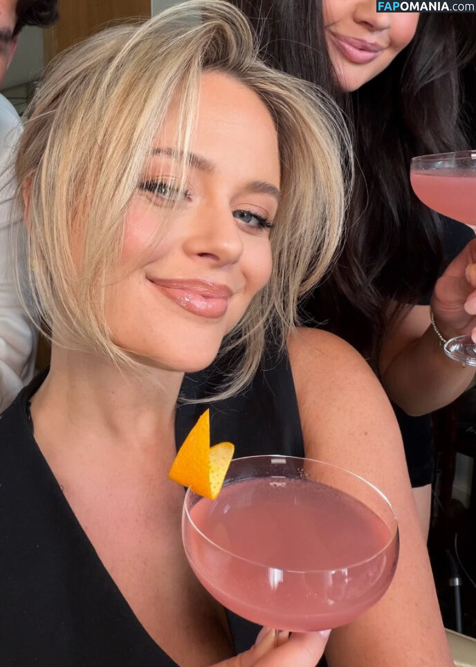 Emily Atack / emilyatack Γυμνός OnlyFans  Διαρρεύσαστη φωτογραφία #15