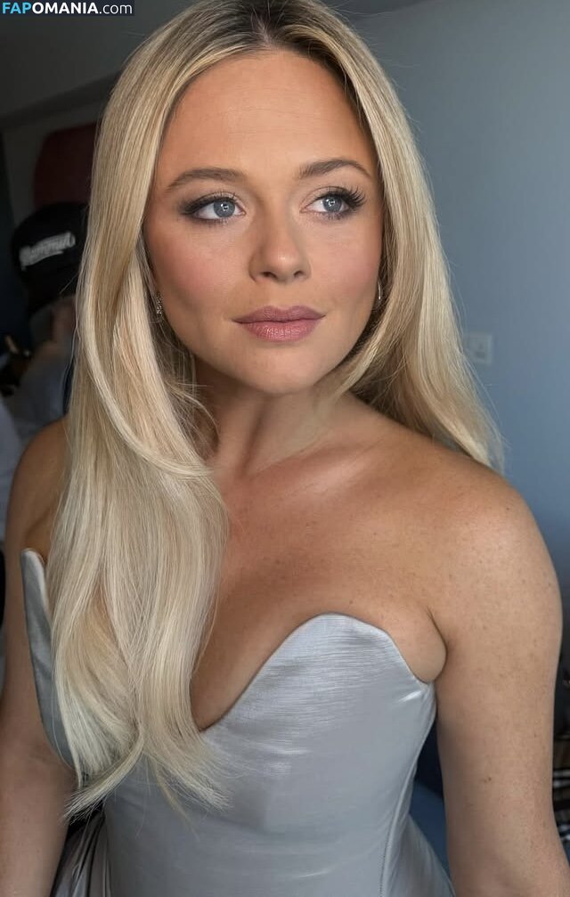Emily Atack / emilyatack Γυμνός OnlyFans  Διαρρεύσαστη φωτογραφία #24
