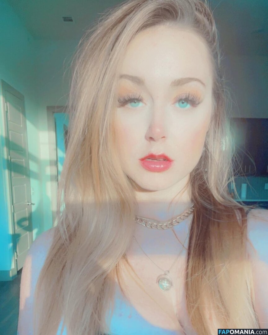 Emily James Γυμνός OnlyFans  Διαρρεύσαστη φωτογραφία #1