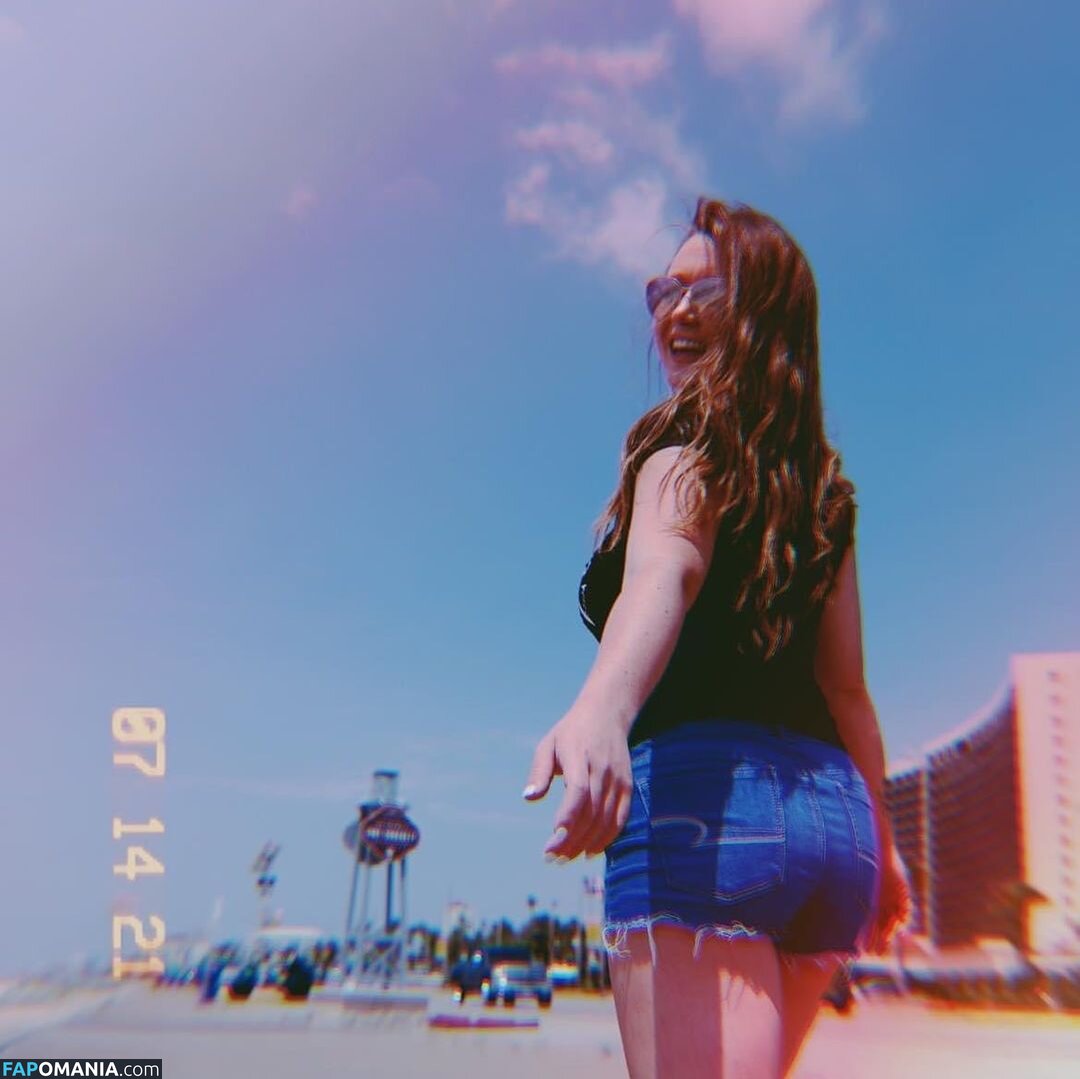 Emily James Γυμνός OnlyFans  Διαρρεύσαστη φωτογραφία #6