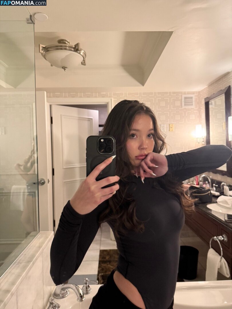 Emily Makis / emily.jm._ / emily.makis / yahhmean._ Γυμνός OnlyFans  Διαρρεύσαστη φωτογραφία #5