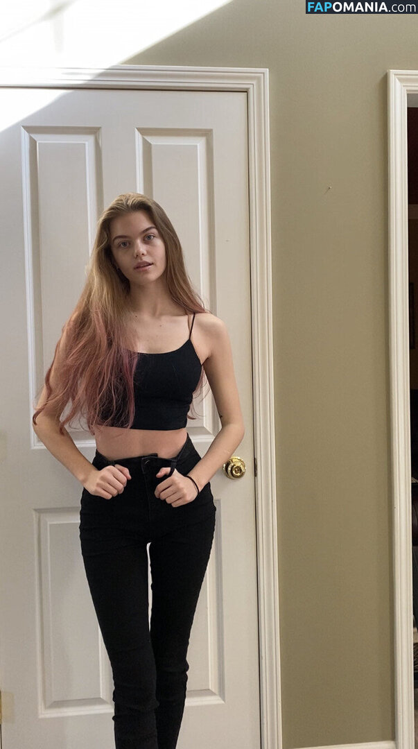 Bradpittsgf / Emma Beardsley / emmabbeardsley Γυμνός OnlyFans  Διαρρεύσαστη φωτογραφία #17