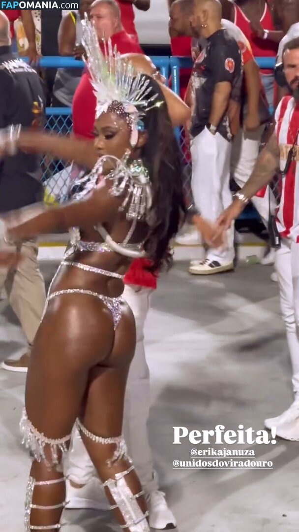Erika Januza / erikajanuza Γυμνός OnlyFans  Διαρρεύσαστη φωτογραφία #1