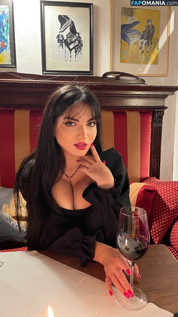 Faina Zuckerman / fainazuckerman Γυμνός OnlyFans  Διαρρεύσαστη φωτογραφία #1