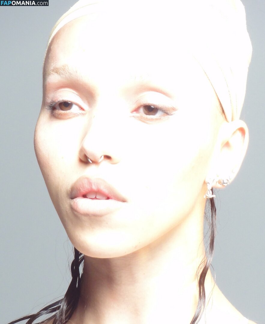 FKA Twigs / FKAtwigs Γυμνός OnlyFans  Διαρρεύσαστη φωτογραφία #4