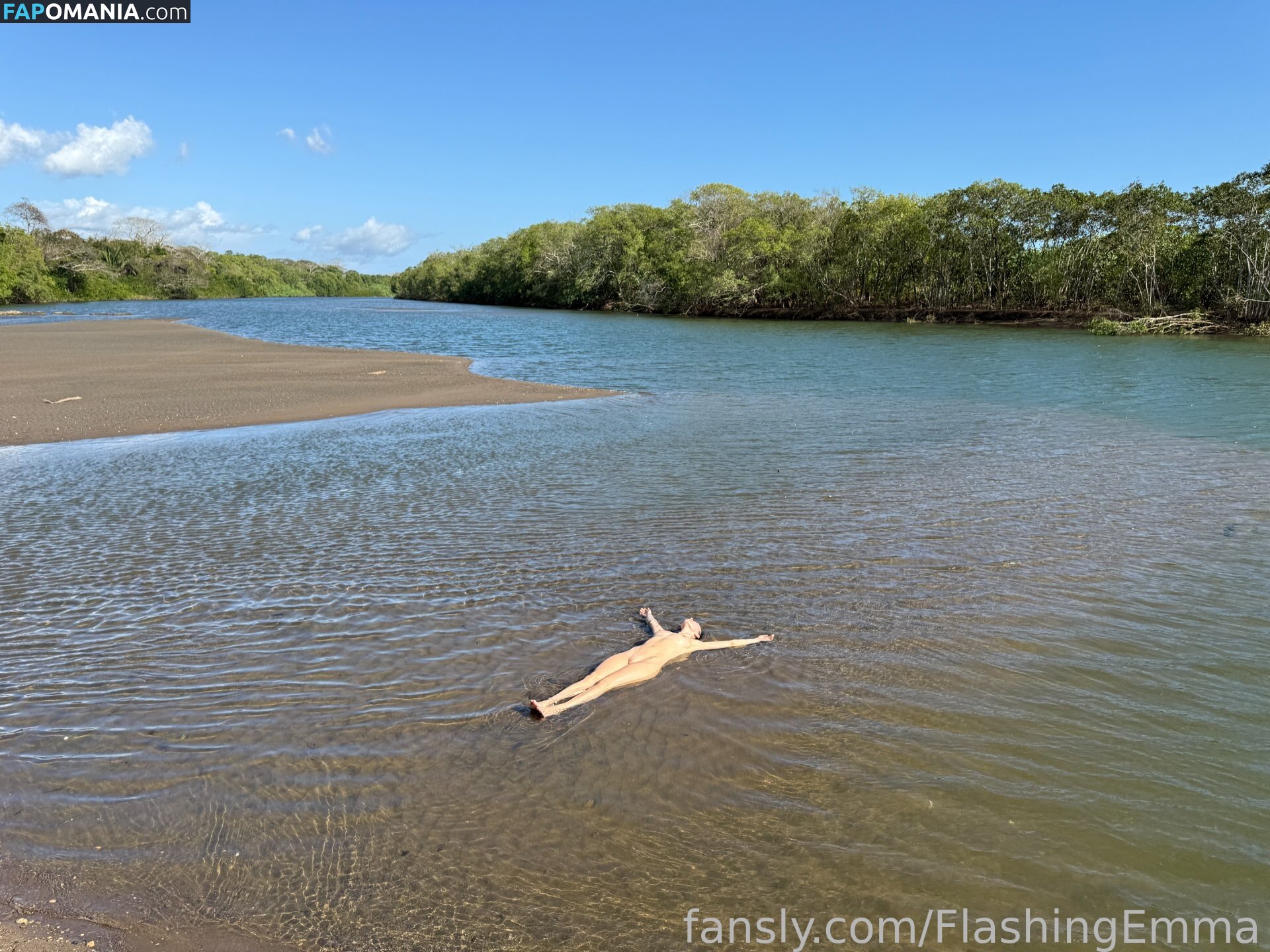 FlashingEmma / https: Γυμνός OnlyFans  Διαρρεύσαστη φωτογραφία #2