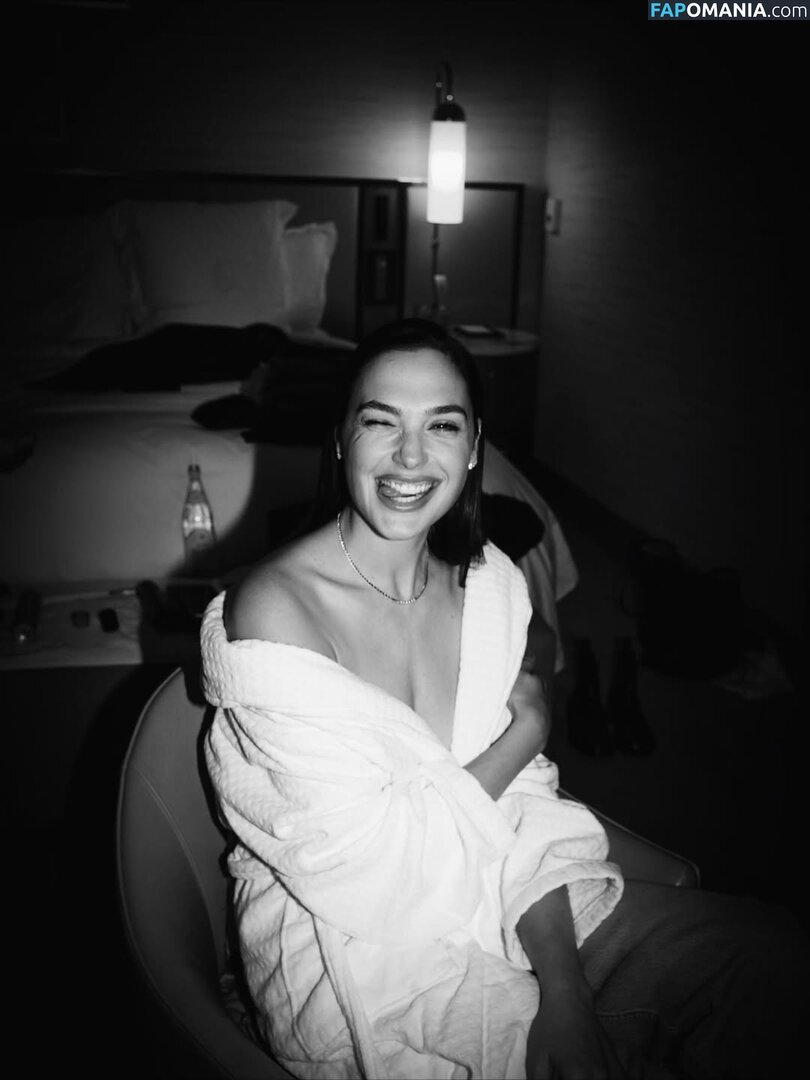 Gal Gadot / gal_gadot / https: / inked_hriss Γυμνός OnlyFans  Διαρρεύσαστη φωτογραφία #736