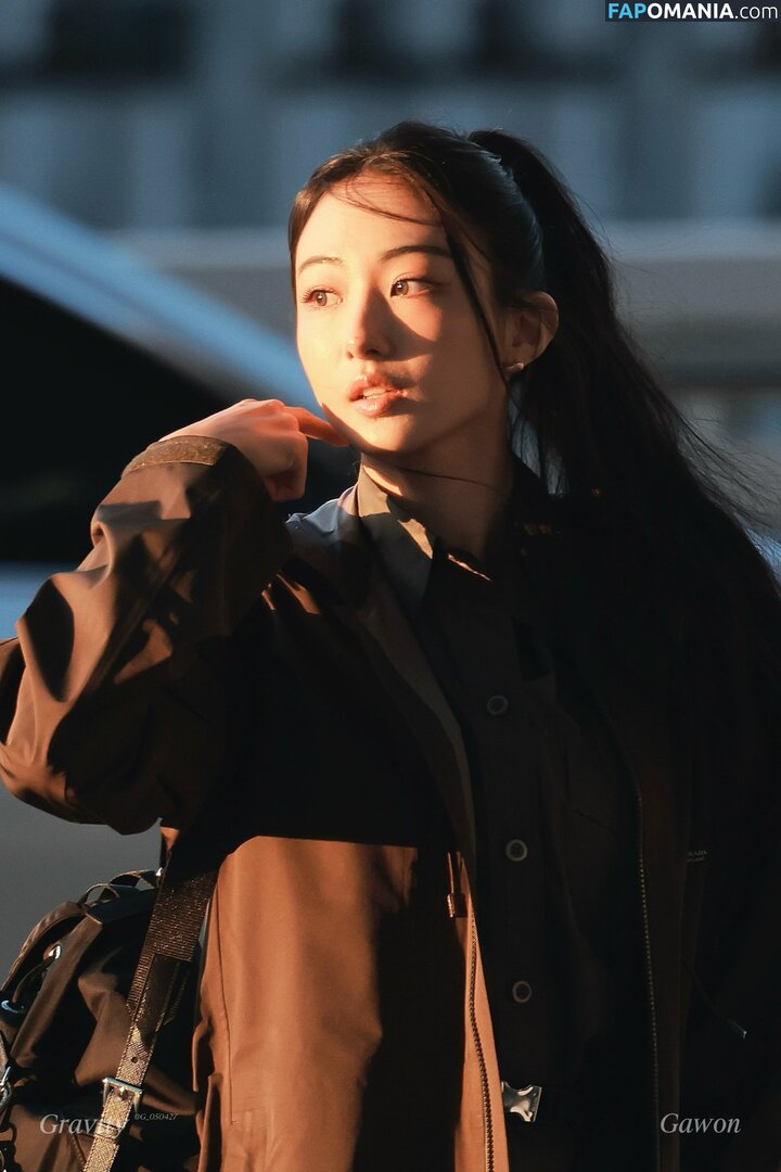 Gawon / Lee Ga-won / MEOVV_GAWON / gawon_moevv / https: / 이가원 MEOVV Γυμνός OnlyFans  Διαρρεύσαστη φωτογραφία #5