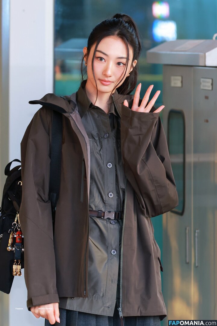 Gawon / Lee Ga-won / MEOVV_GAWON / gawon_moevv / https: / 이가원 MEOVV Γυμνός OnlyFans  Διαρρεύσαστη φωτογραφία #11