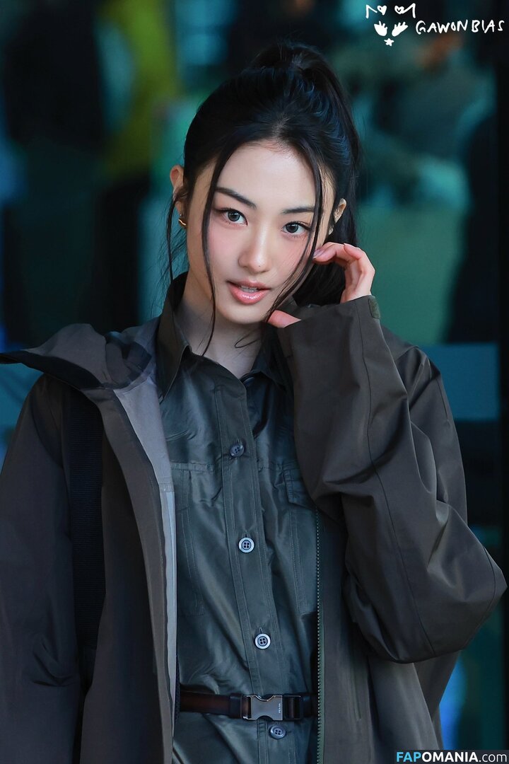 Gawon / Lee Ga-won / MEOVV_GAWON / gawon_moevv / https: / 이가원 MEOVV Γυμνός OnlyFans  Διαρρεύσαστη φωτογραφία #16