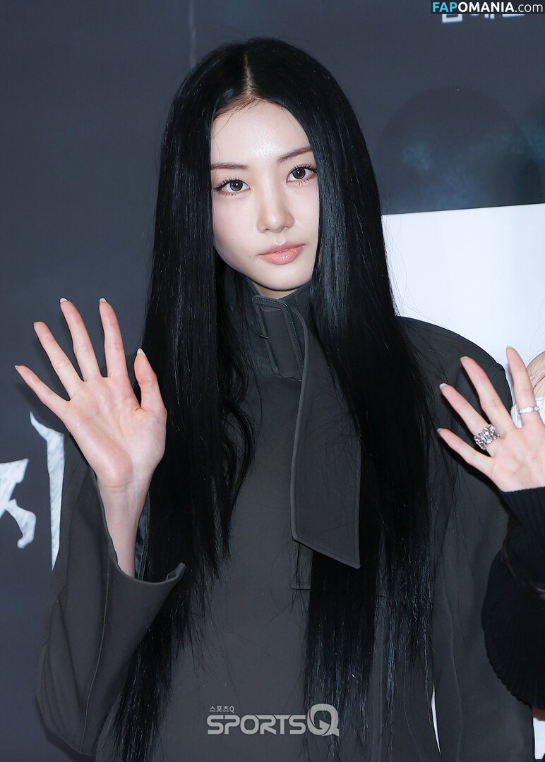 Gawon / Lee Ga-won / MEOVV_GAWON / gawon_moevv / https: / 이가원 MEOVV Γυμνός OnlyFans  Διαρρεύσαστη φωτογραφία #21