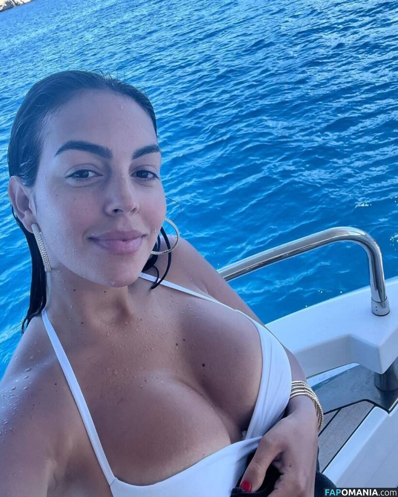 Georgina Rodriguez / georginagio Γυμνός OnlyFans  Διαρρεύσαστη φωτογραφία #7