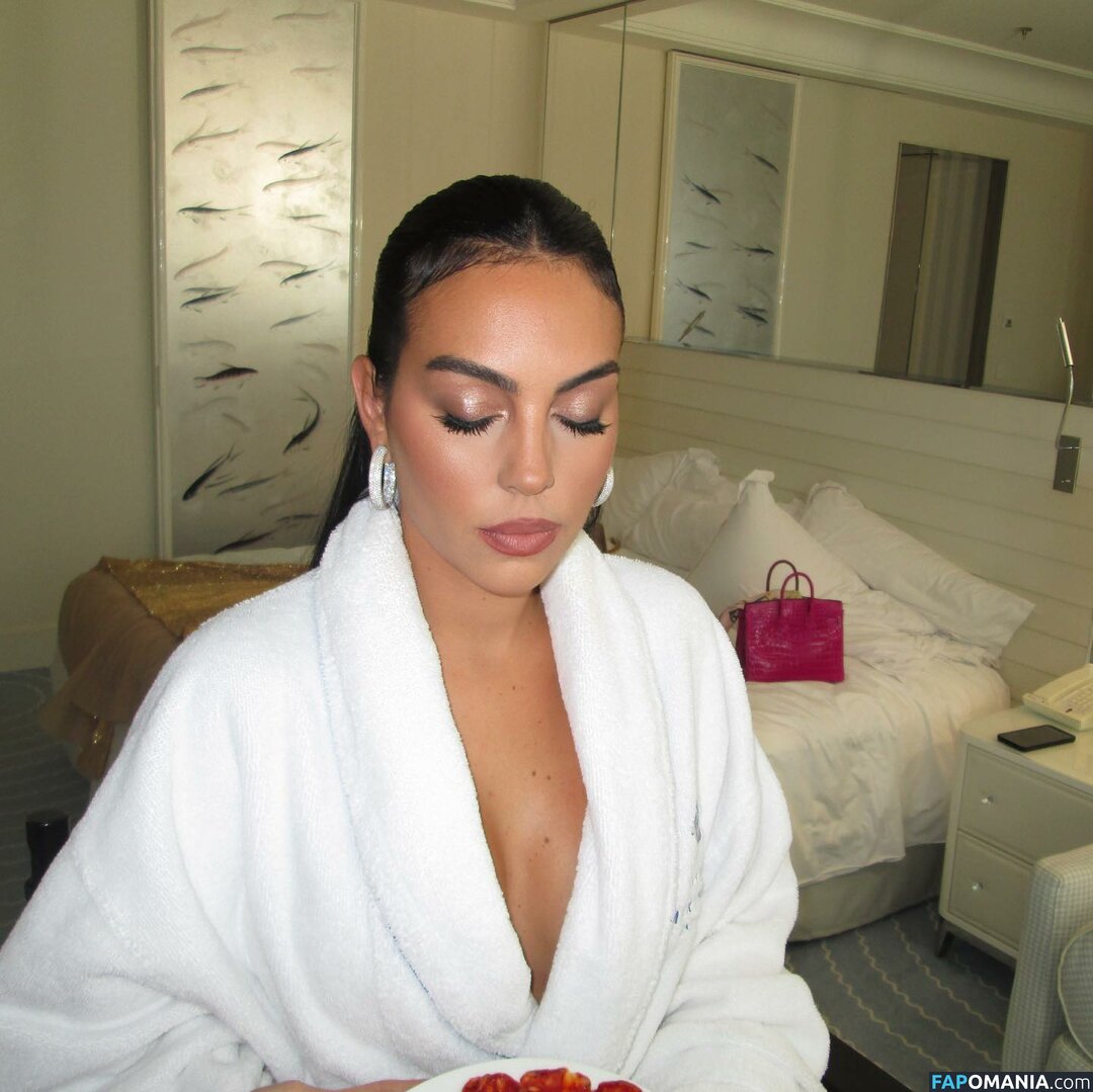 Georgina Rodriguez / georginagio Γυμνός OnlyFans  Διαρρεύσαστη φωτογραφία #18