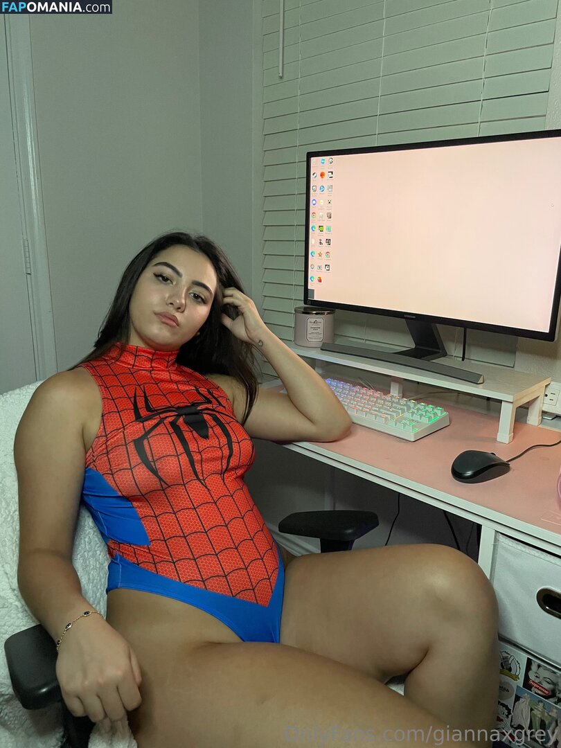 Giannagrey_ / Giannagreyx / giannaonlyx / giannaxgrey / https: Γυμνός OnlyFans  Διαρρεύσαστη φωτογραφία #13