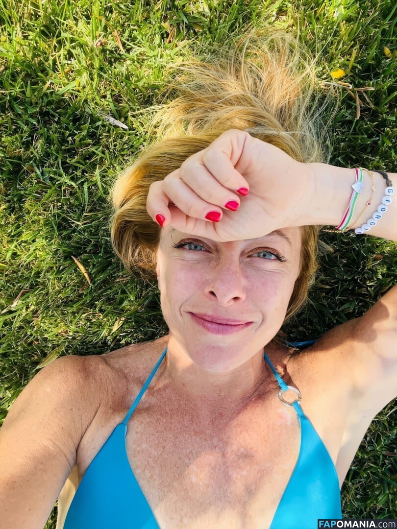Giorgia Meloni / Italian Prime Minister 🇮🇹 / giorgiameloni Γυμνός OnlyFans  Διαρρεύσαστη φωτογραφία #1