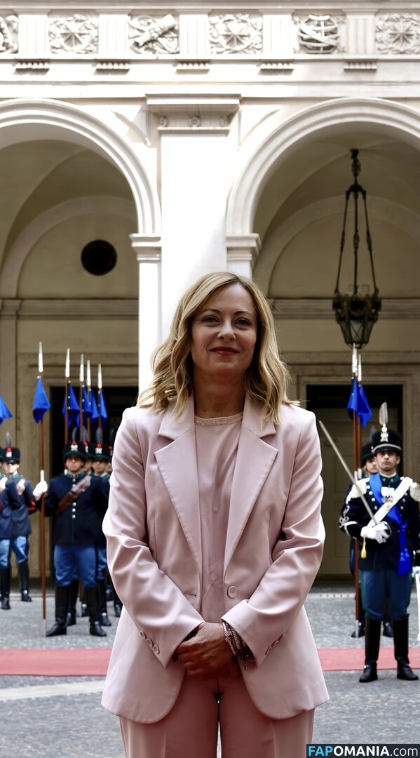 Giorgia Meloni / Italian Prime Minister 🇮🇹 / giorgiameloni Γυμνός OnlyFans  Διαρρεύσαστη φωτογραφία #2