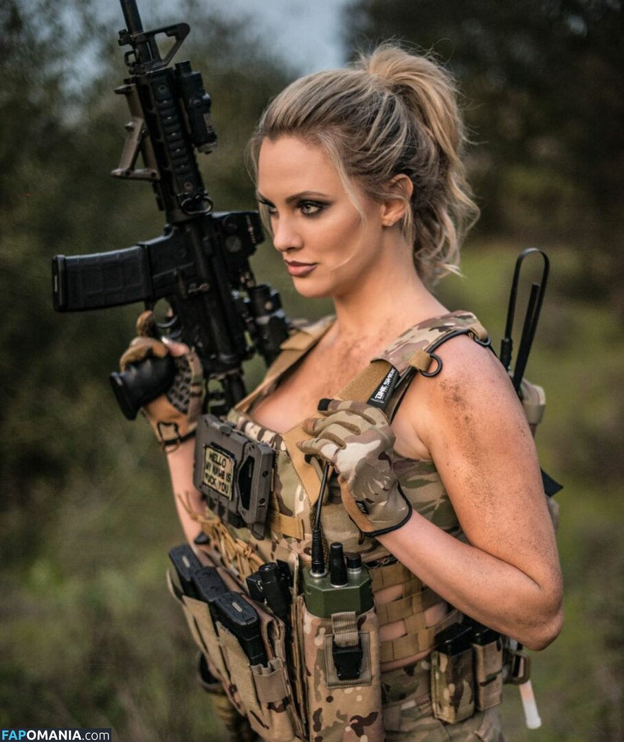 Firearms / Girls With Guns / mia.nicole.23 / wifi_diaries Γυμνός OnlyFans  Διαρρεύσαστη φωτογραφία #200