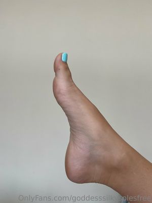 goddesssilkysolesfree