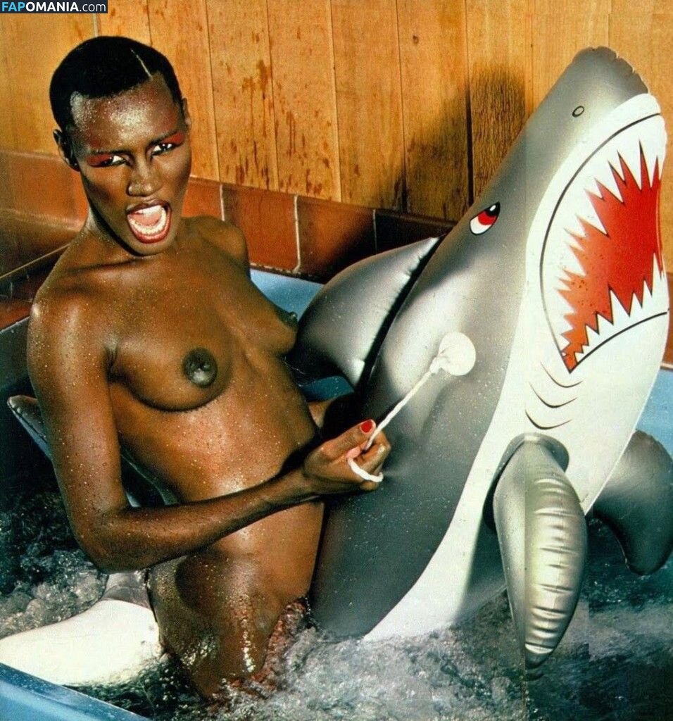 Grace Jones / gracejonesofficial / https: Γυμνός OnlyFans  Διαρρεύσαστη φωτογραφία #3