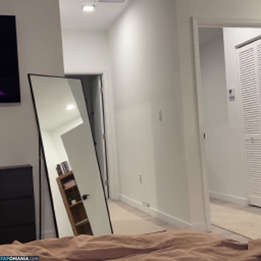 Gypsy Rose / Gypsyrose_137 / gypsygeyser / gypsyrose5star / https: / riotgypsyrose Γυμνός OnlyFans  Διαρρεύσαστη φωτογραφία #2