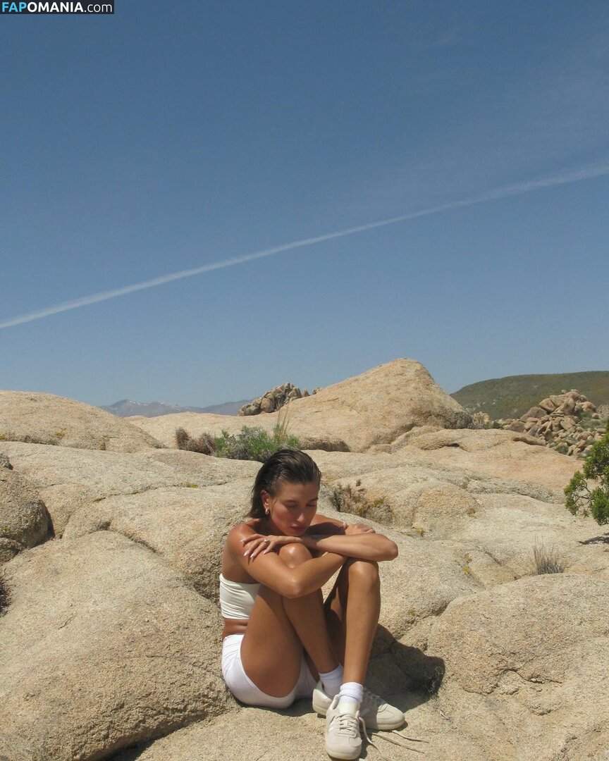 Hailey Baldwin Bieber / haileybieber Γυμνός OnlyFans  Διαρρεύσαστη φωτογραφία #10