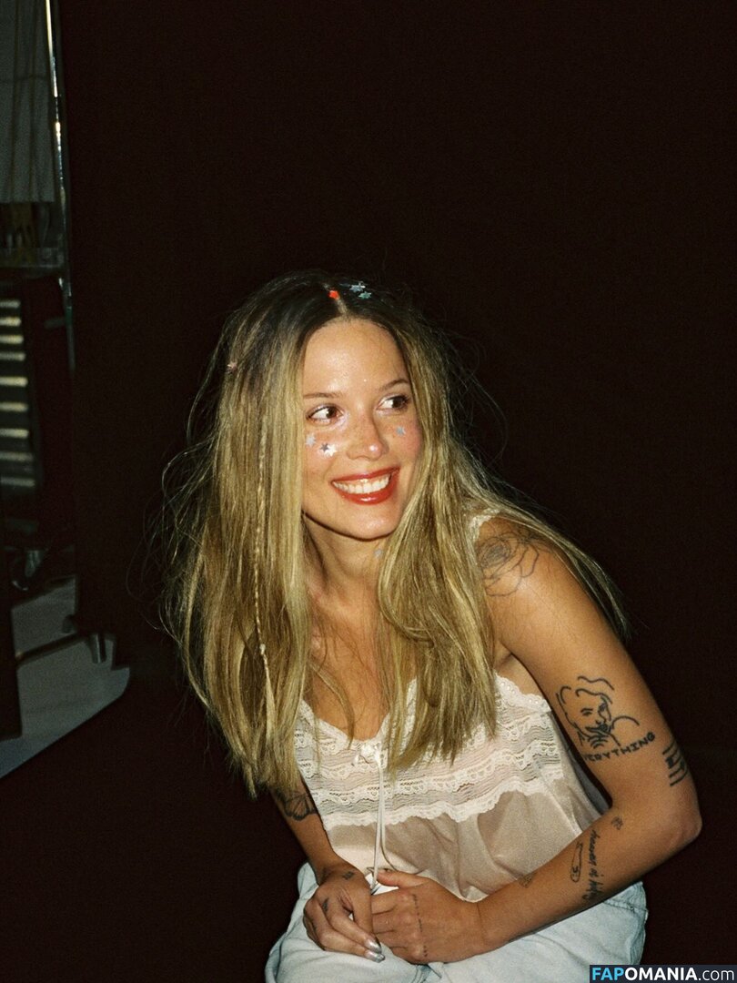 Halsey / https: / iamhalsey / yammahaaa Γυμνός OnlyFans  Διαρρεύσαστη φωτογραφία #3