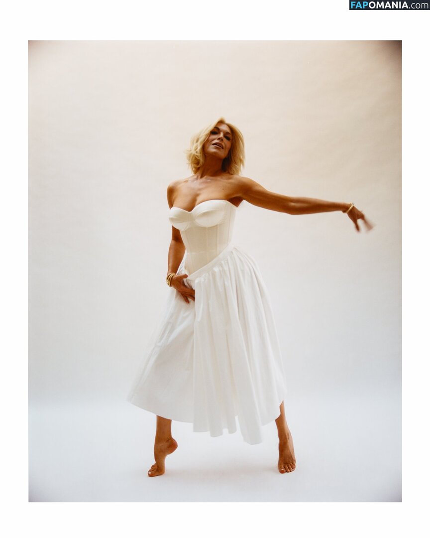 Hannah Waddingham / hannah_waddingham Γυμνός OnlyFans  Διαρρεύσαστη φωτογραφία #2